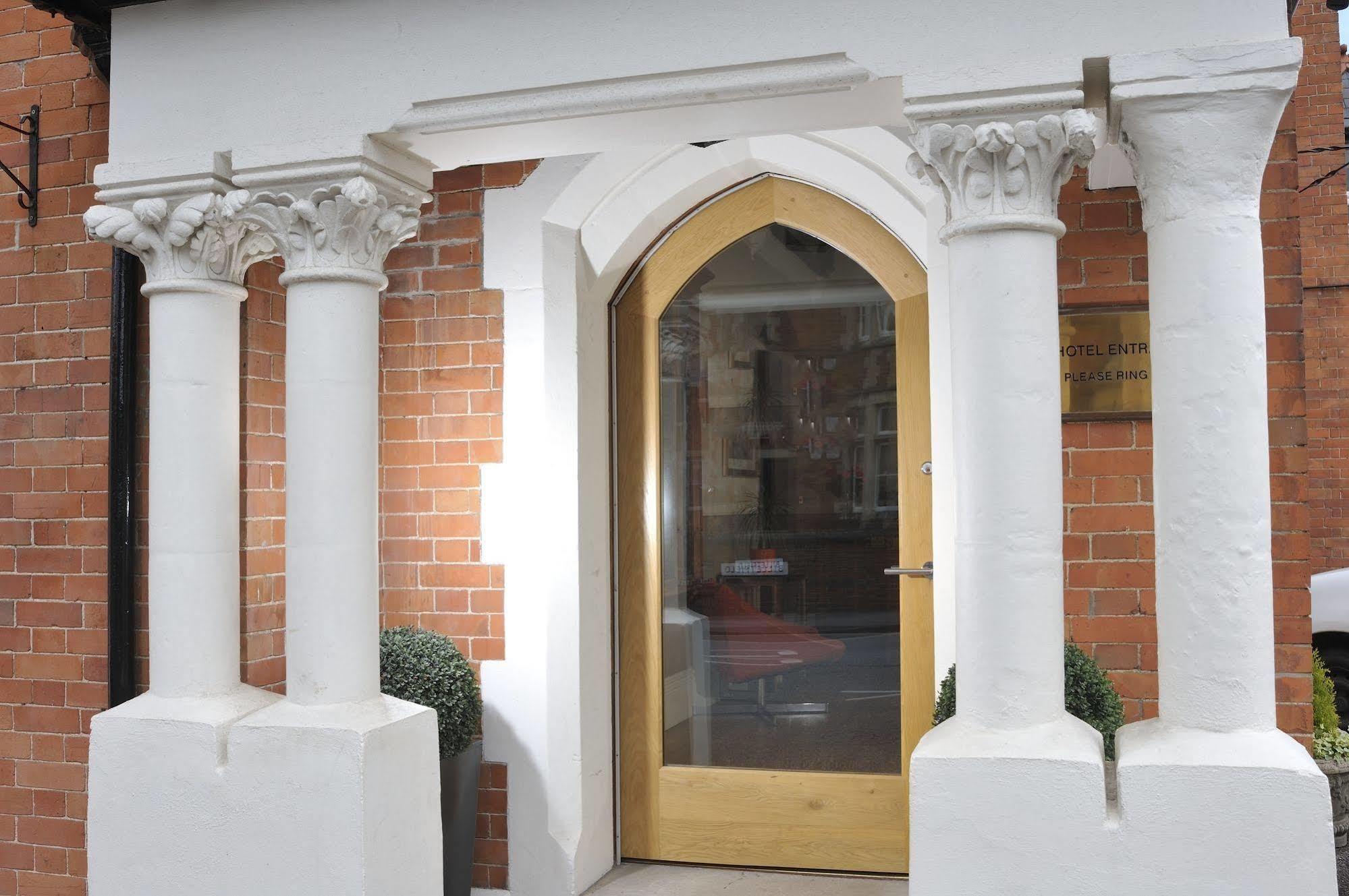 Villa Taunton Town House Esterno foto