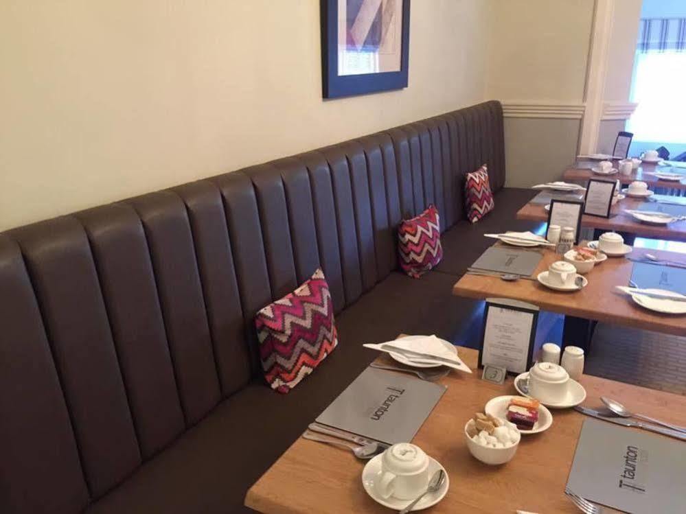 Villa Taunton Town House Esterno foto